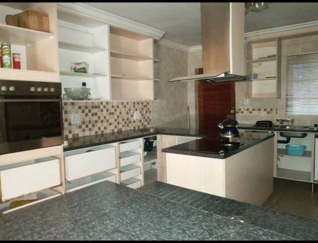 7 BEDROOM HOUSE FOR SALE IN SOSHANGUVE X